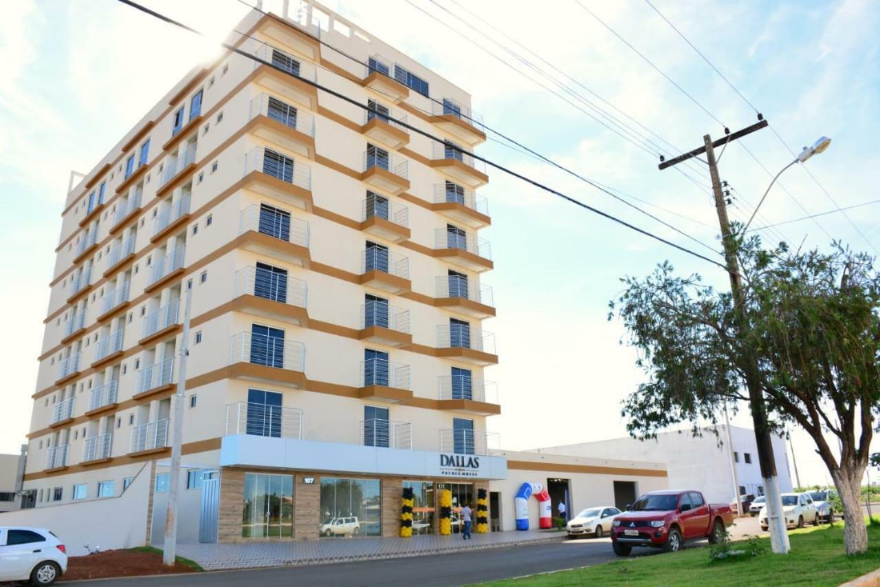 Dallas Palace Hotel Rio Paranaiba Екстериор снимка