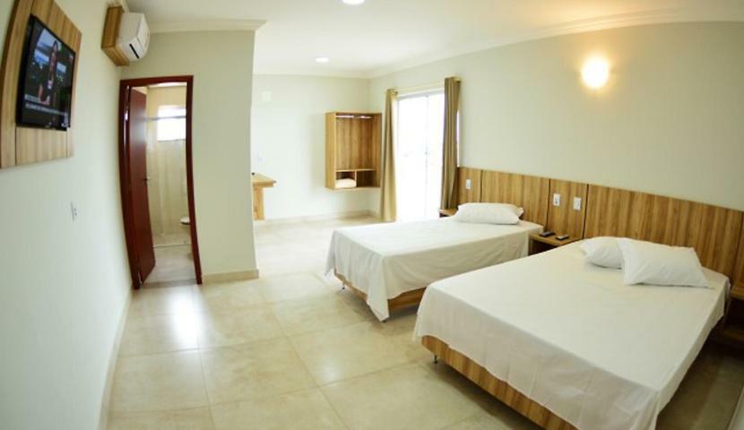 Dallas Palace Hotel Rio Paranaiba Екстериор снимка